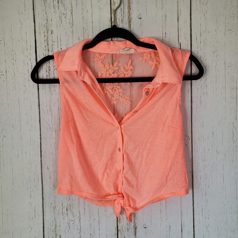 Iris LA Pink Button Down Sleeveless Lace Crop Top